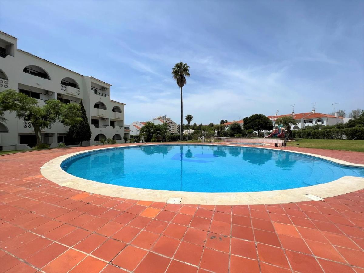 Albufeira Twins 2 With Pool By Homing Apartment Exterior foto